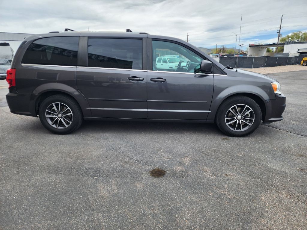 2016 Dodge Grand Caravan Image 4