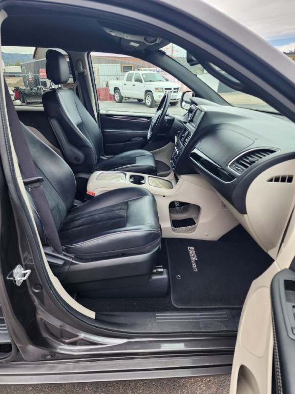 2016 Dodge Grand Caravan Image 7