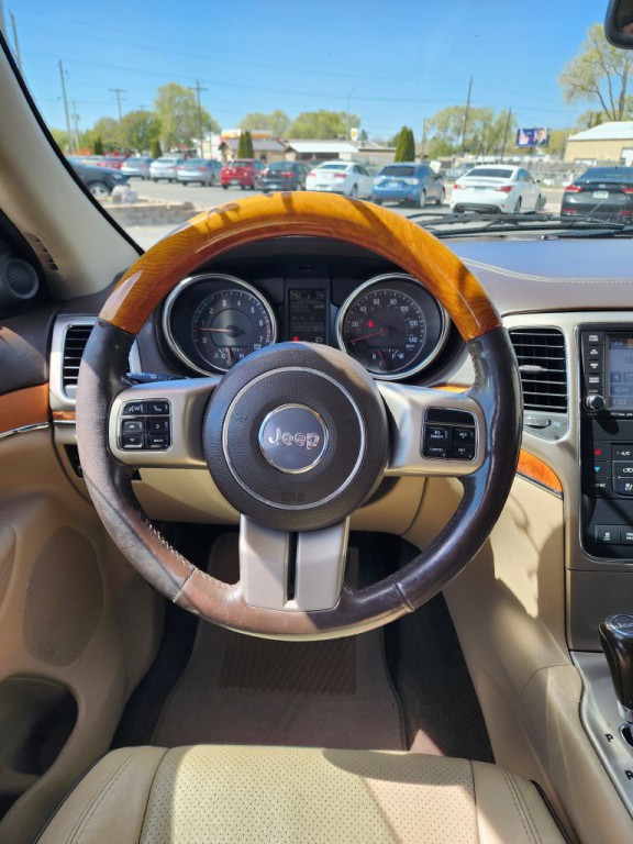 2013 Jeep Grand Cherokee Image 12