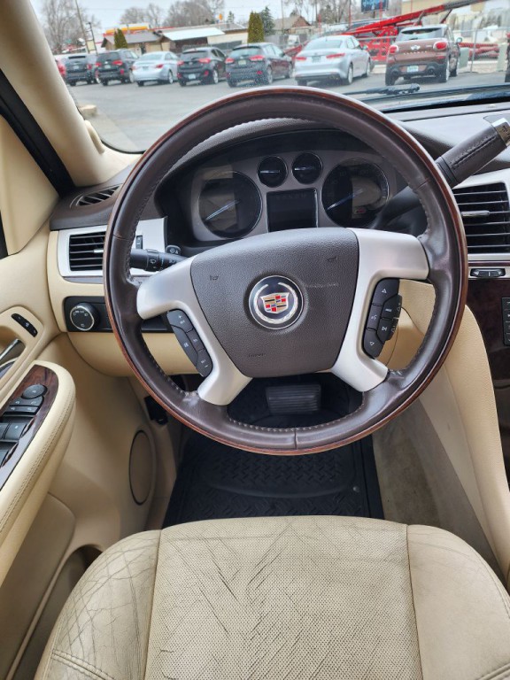 2007 Cadillac Escalade Image 10