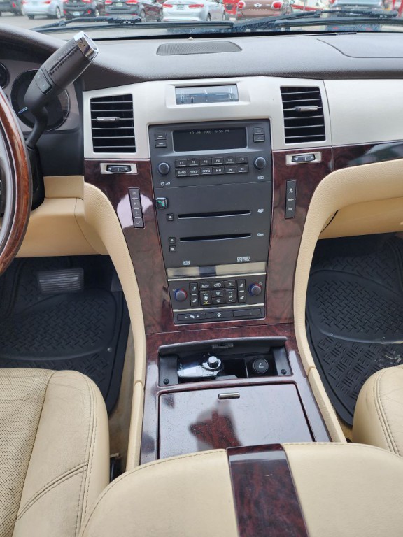 2007 Cadillac Escalade Image 11