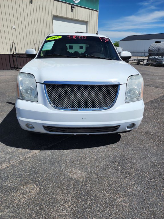 2008 GMC Yukon Image 3