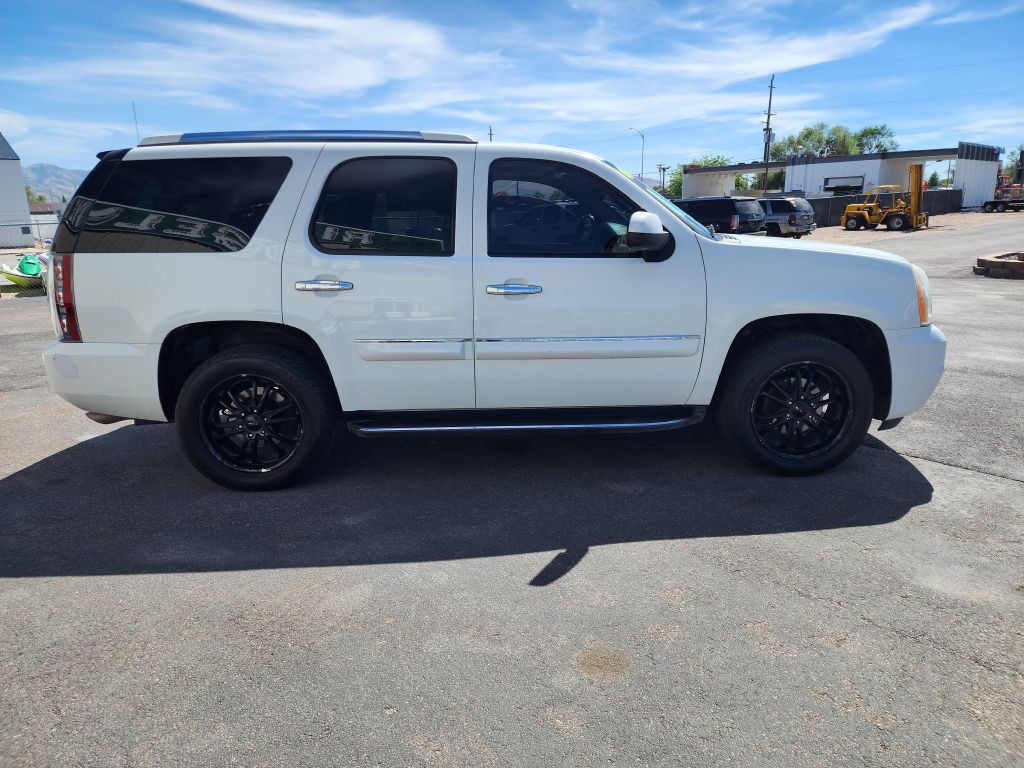 2008 GMC Yukon Image 4