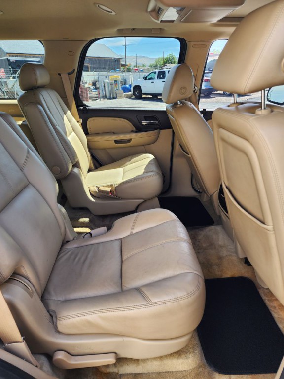 2008 GMC Yukon Image 10