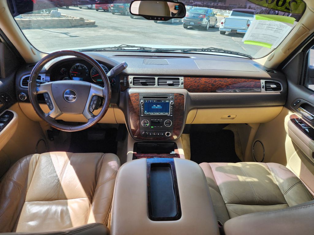2008 GMC Yukon Image 14