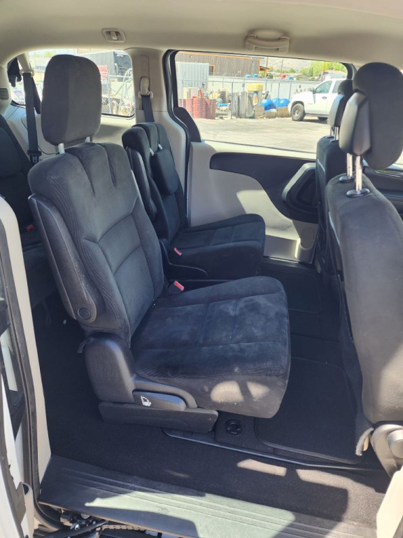 2016 Dodge Grand Caravan Image 8