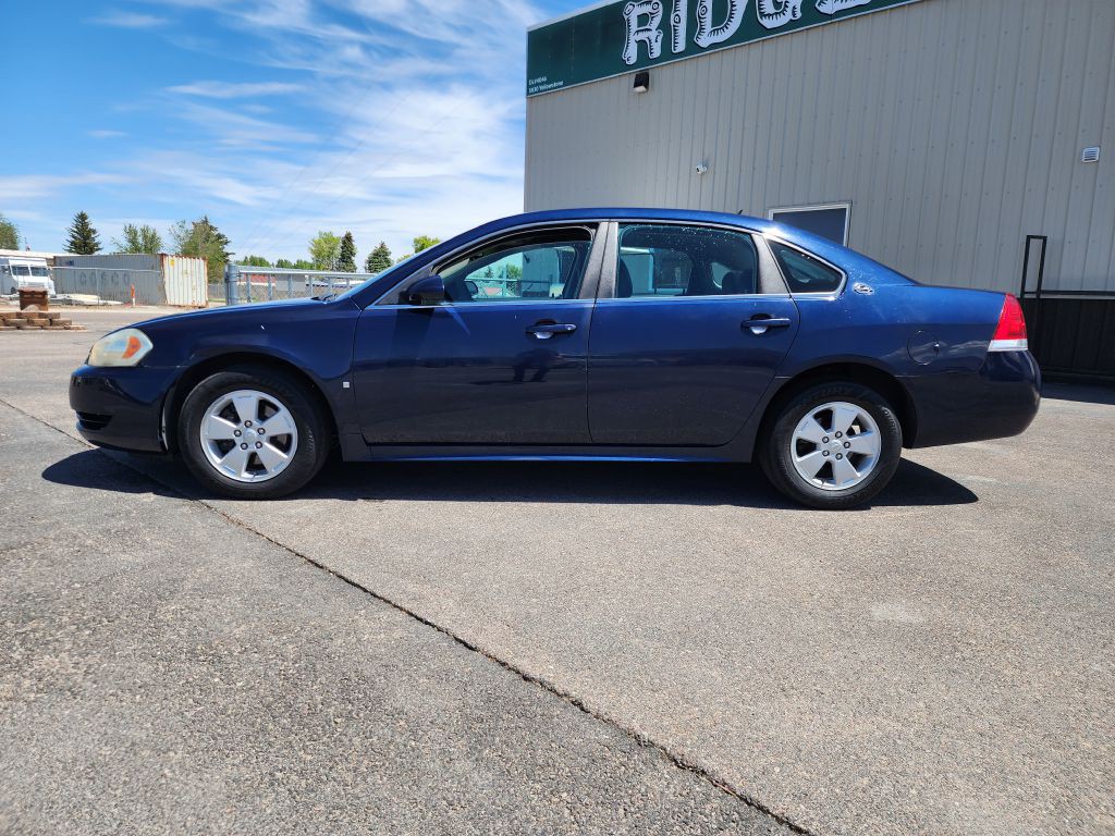 2009 Chevrolet Impala Image 2