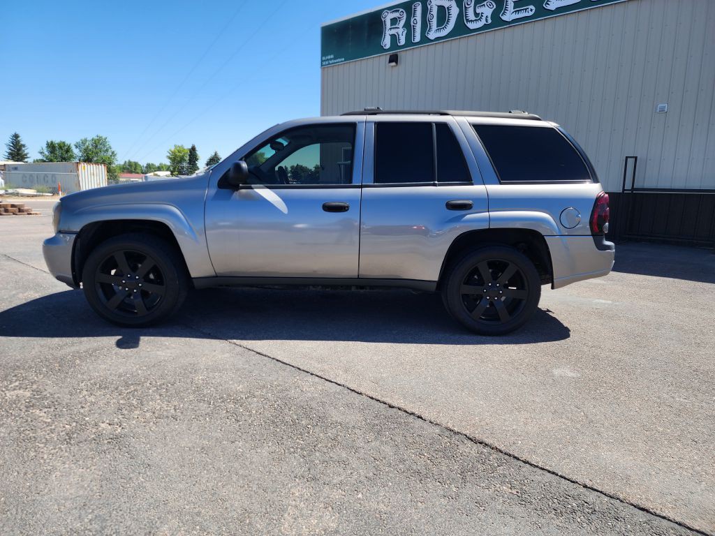 2006 Chevrolet Trailblazer Image 2