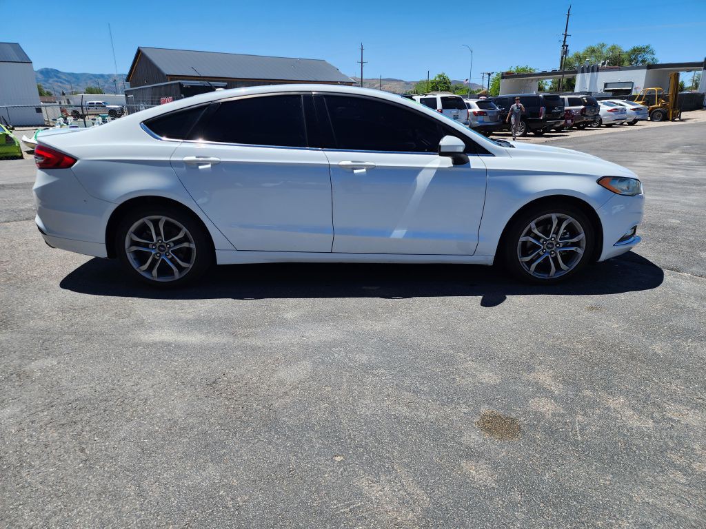 2017 Ford Fusion Image 4