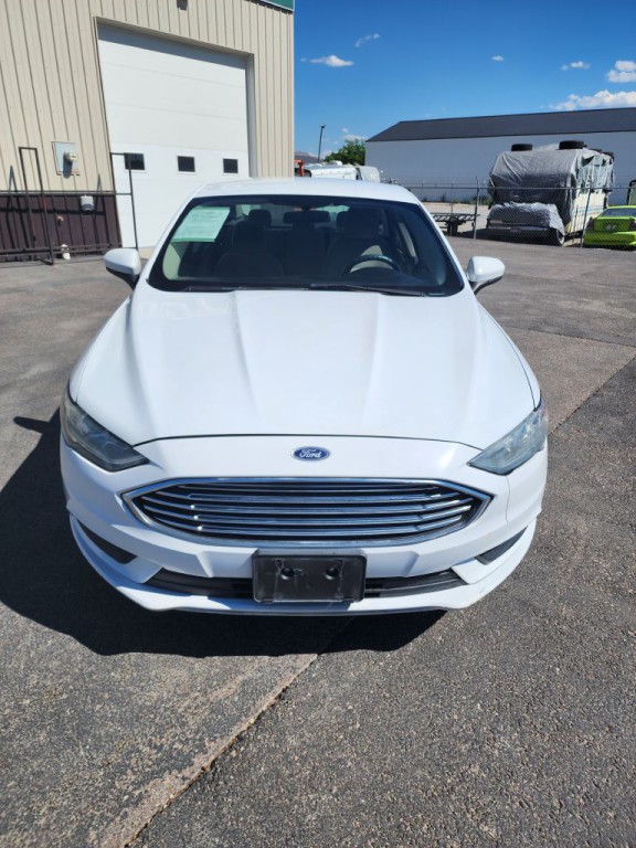 2017 Ford Fusion Image 3