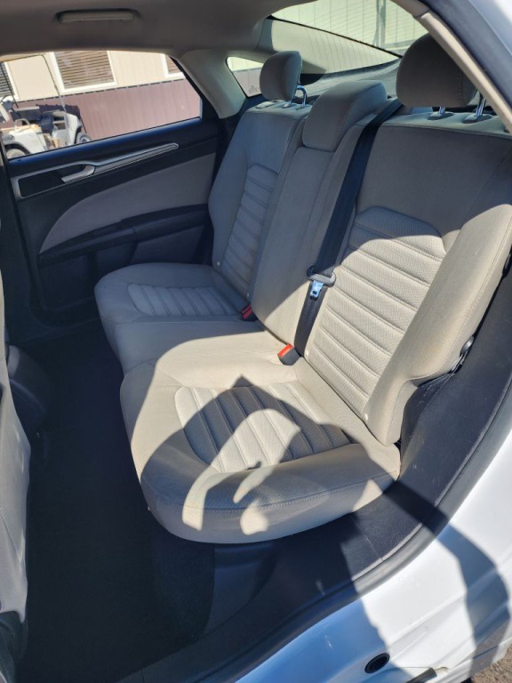 2017 Ford Fusion Image 8