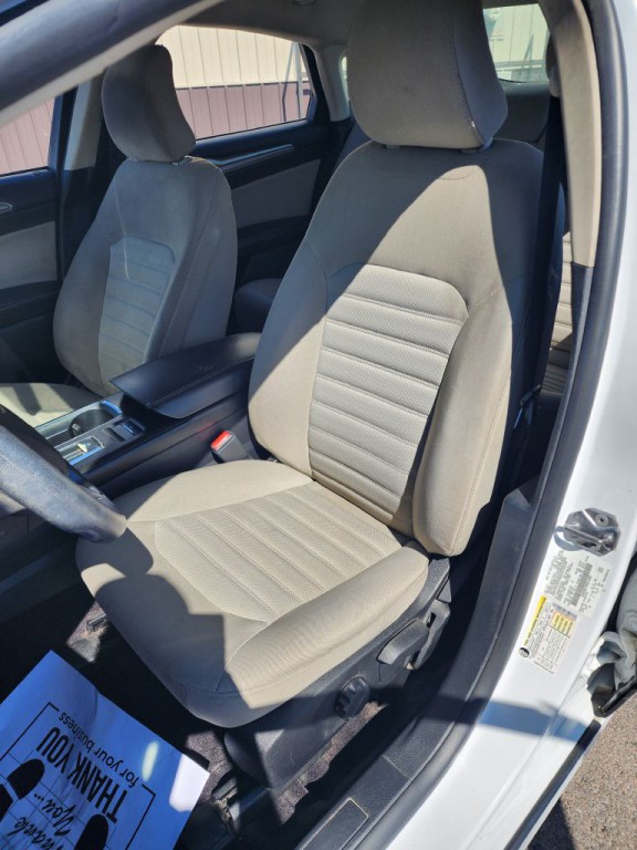 2017 Ford Fusion Image 12