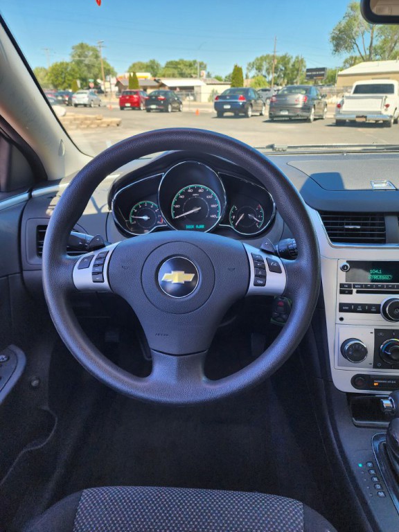 2010 Chevrolet Malibu Image 11