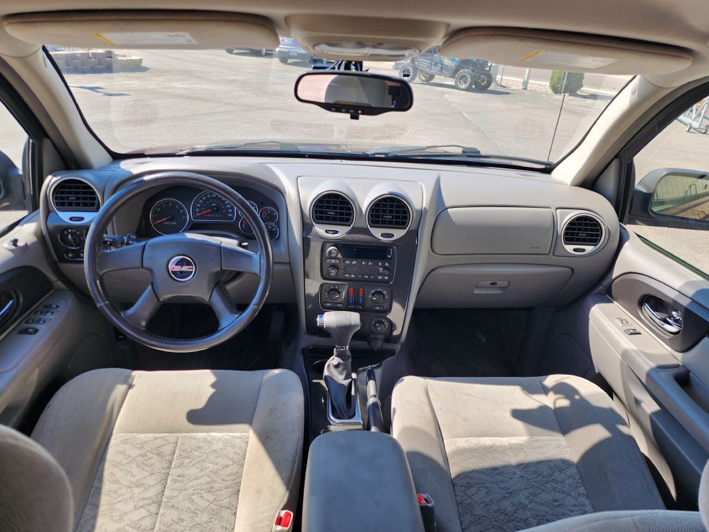 2006 GMC Envoy Image 11