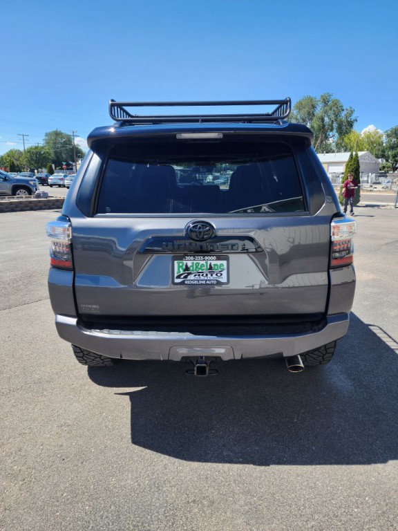 2020 Toyota 4Runner Image 5