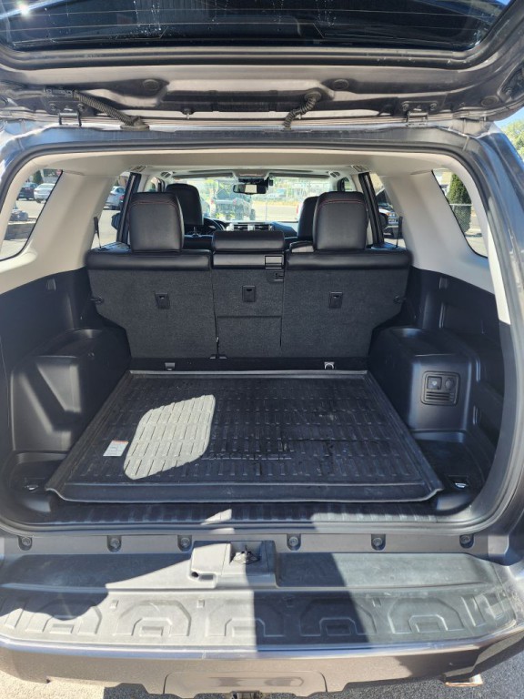 2020 Toyota 4Runner Image 6