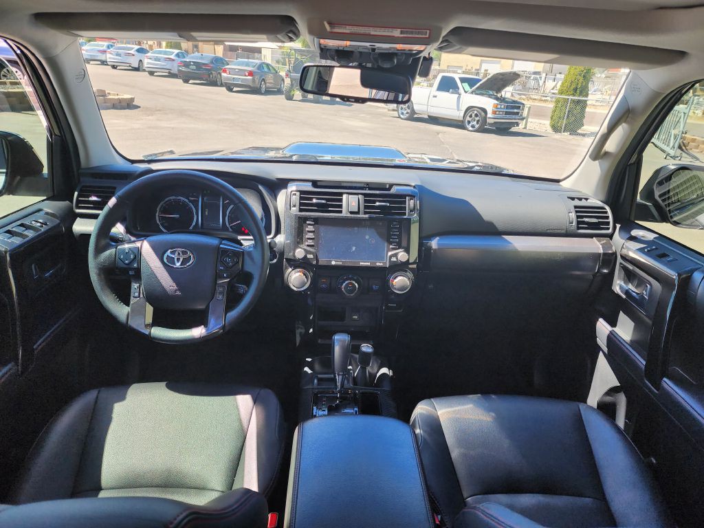 2020 Toyota 4Runner Image 12