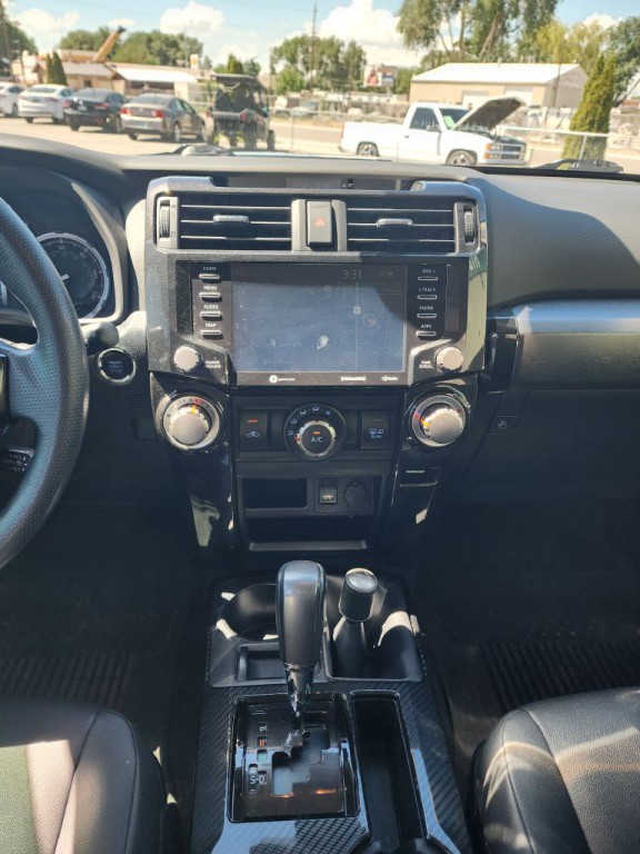 2020 Toyota 4Runner Image 14