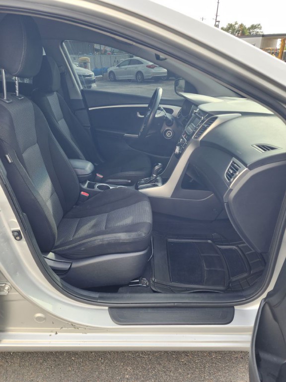2014 Hyundai Elantra Image 6