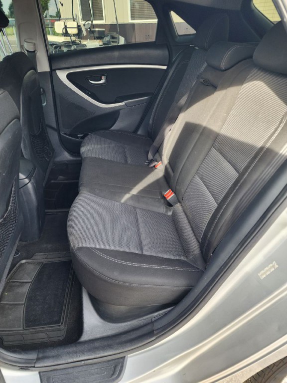 2014 Hyundai Elantra Image 9
