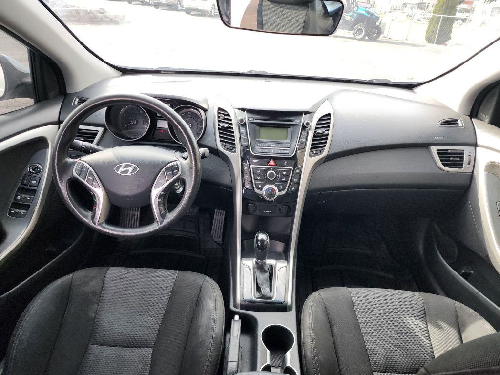 2014 Hyundai Elantra Image 10