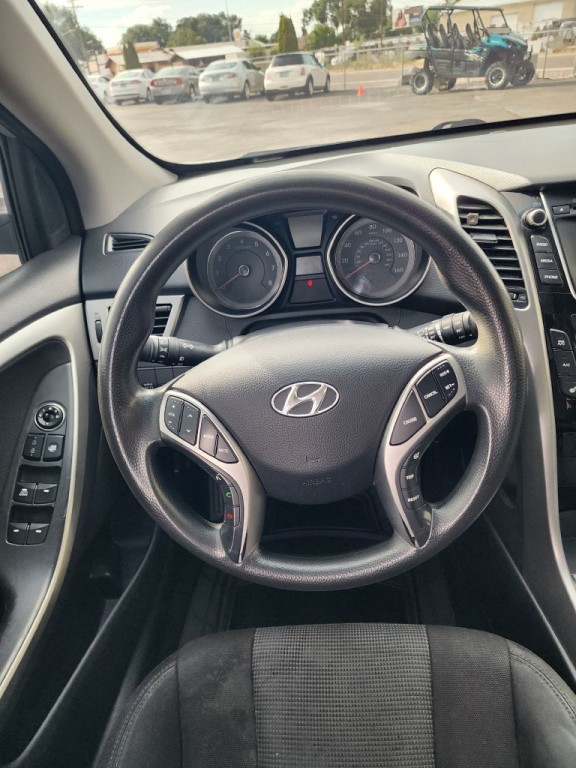 2014 Hyundai Elantra Image 11