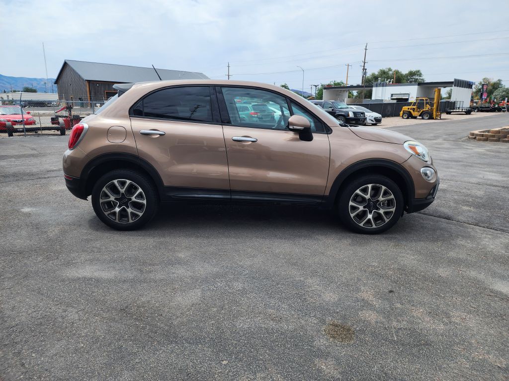 2017 FIAT 500 Image 3