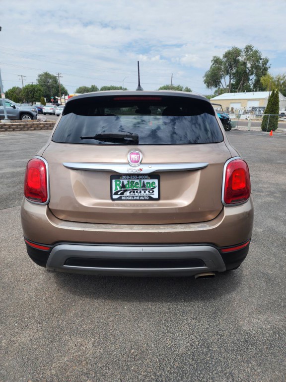 2017 FIAT 500 Image 4