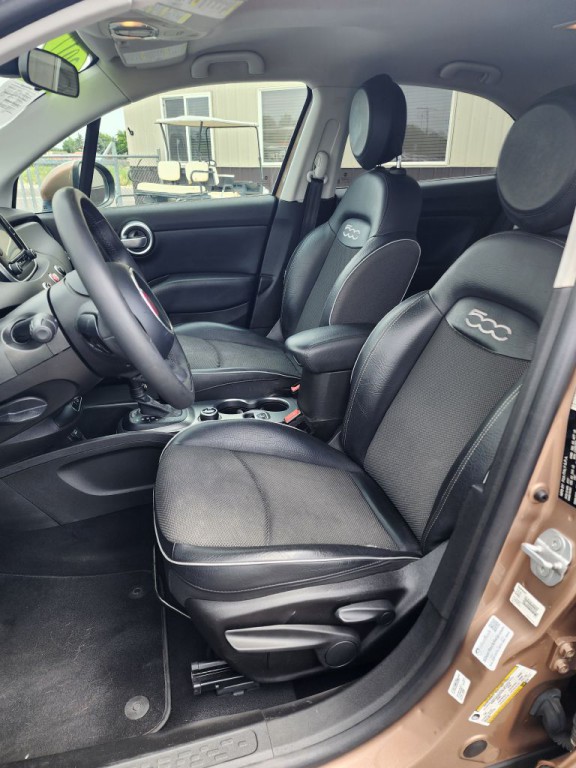 2017 FIAT 500 Image 15