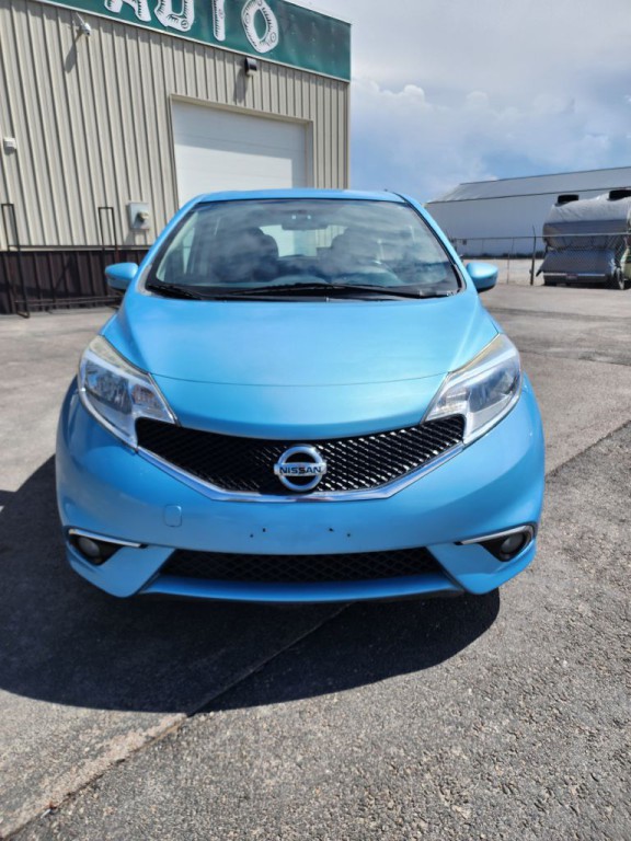 2015 Nissan Versa Image 3