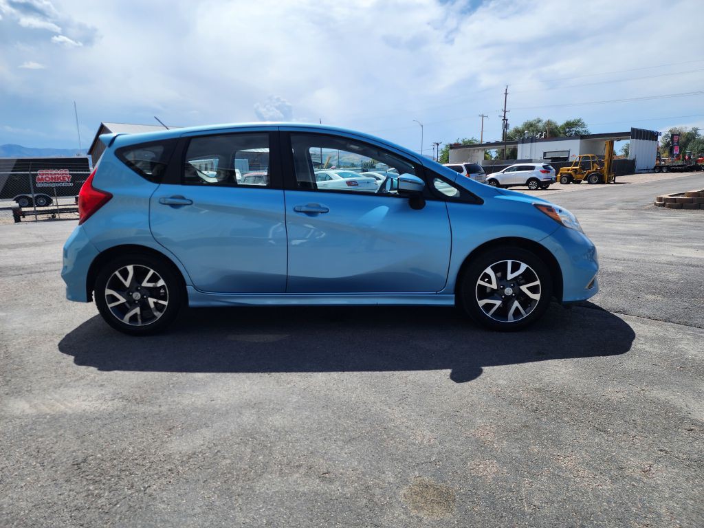 2015 Nissan Versa Image 4