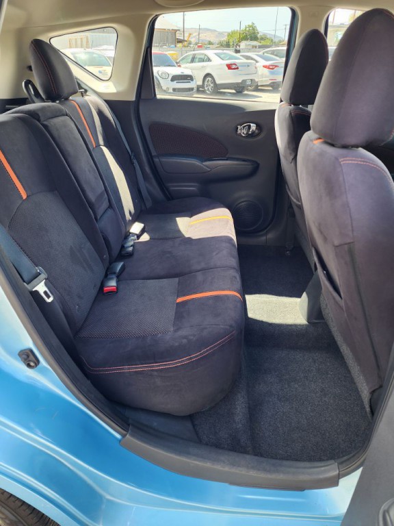 2015 Nissan Versa Image 9