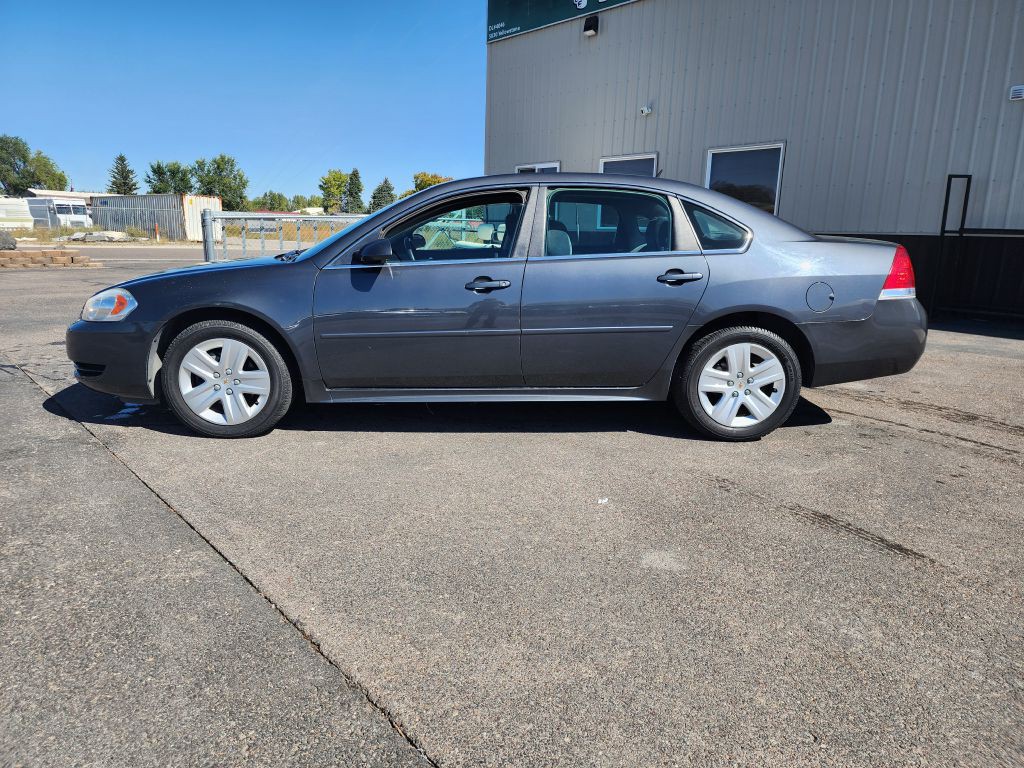 2011 Chevrolet Impala Image 2