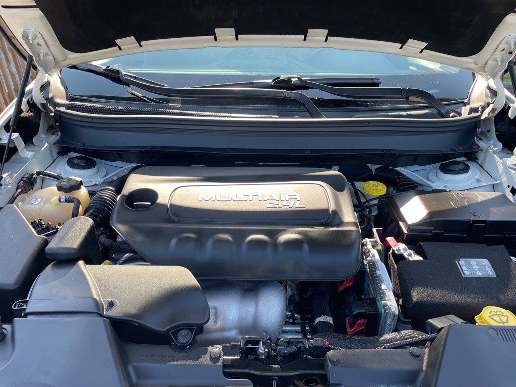 2014 Jeep Cherokee Image 8