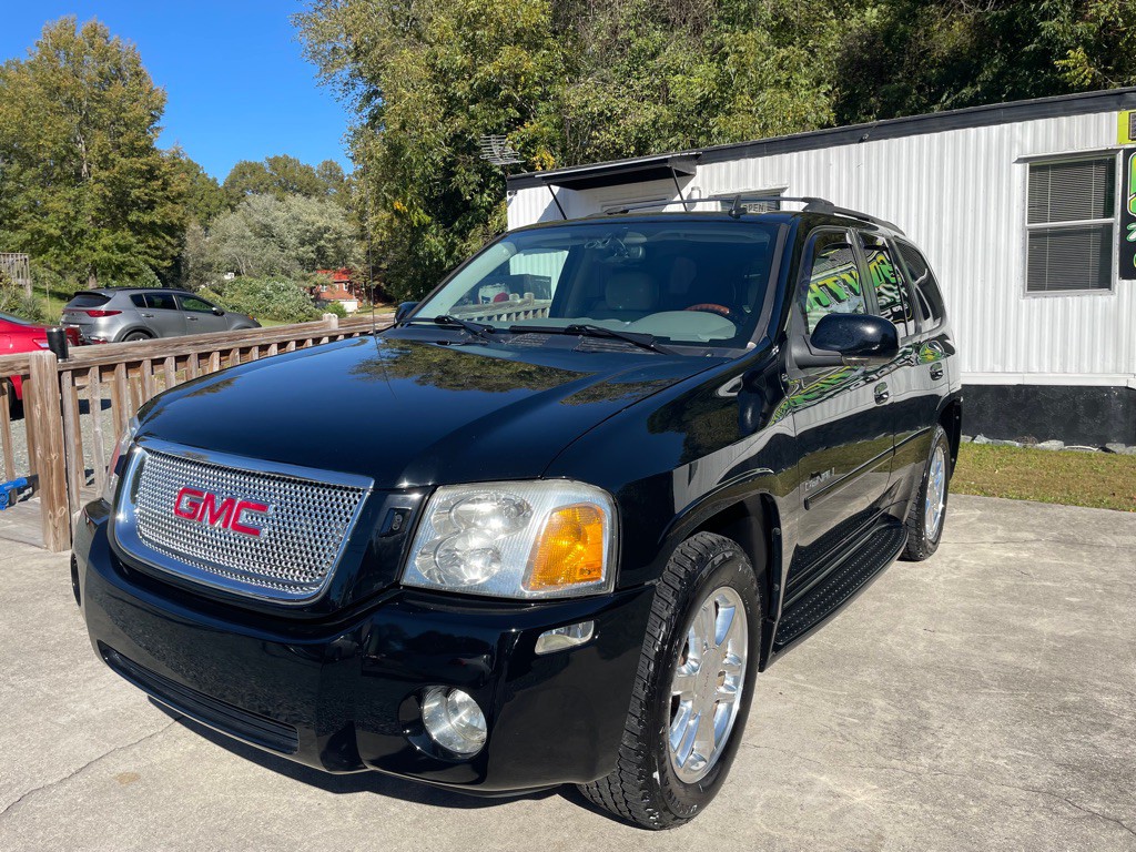 2006 GMC Envoy Image 1