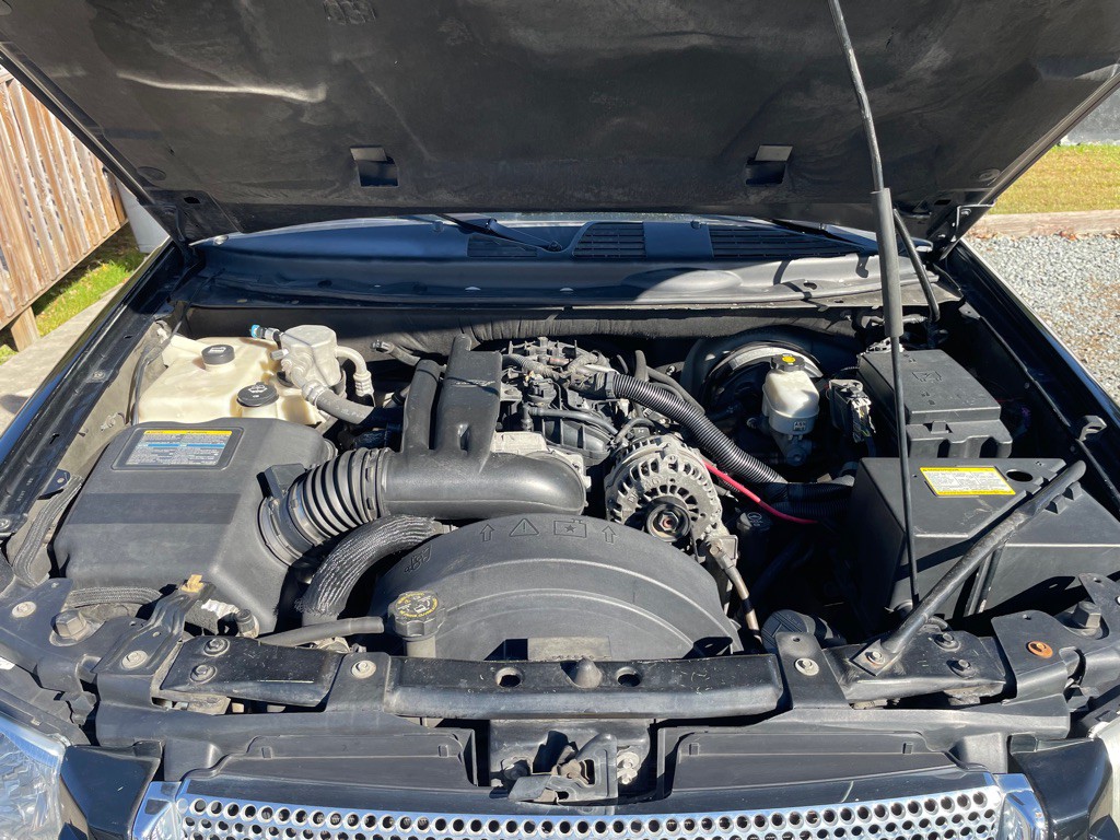 2006 GMC Envoy Image 8