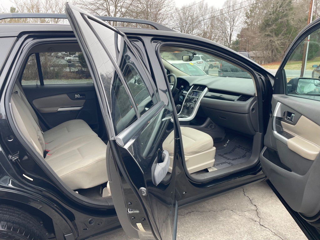 2013 Ford Edge Image 7