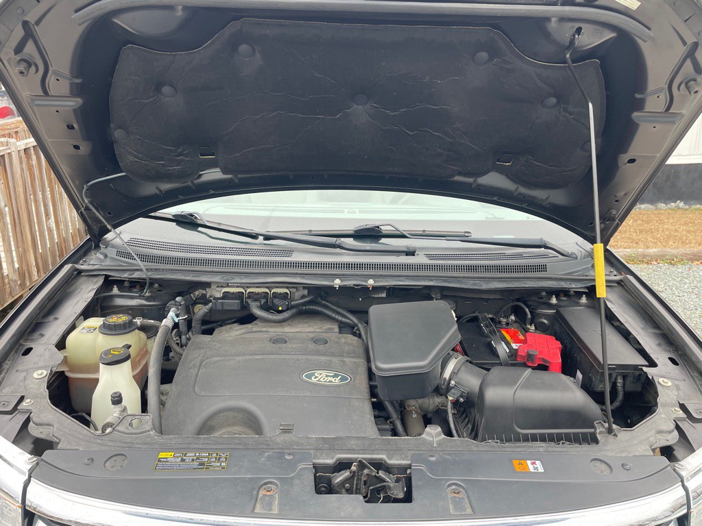 2013 Ford Edge Image 8