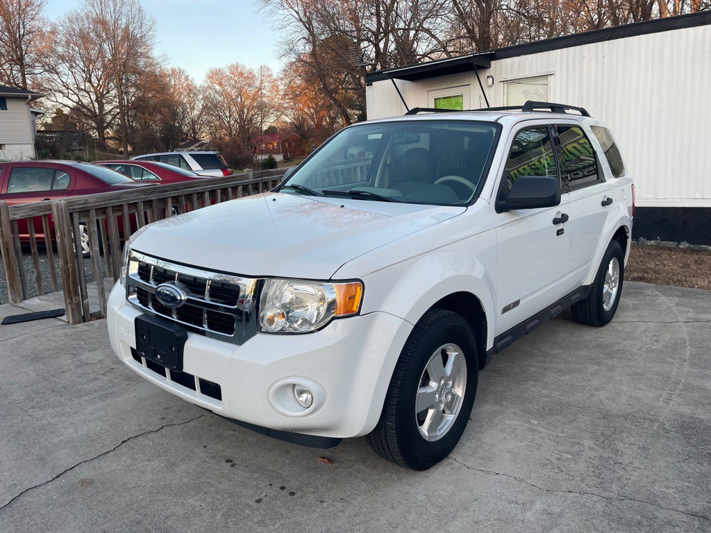 2008 Ford Escape Image 2