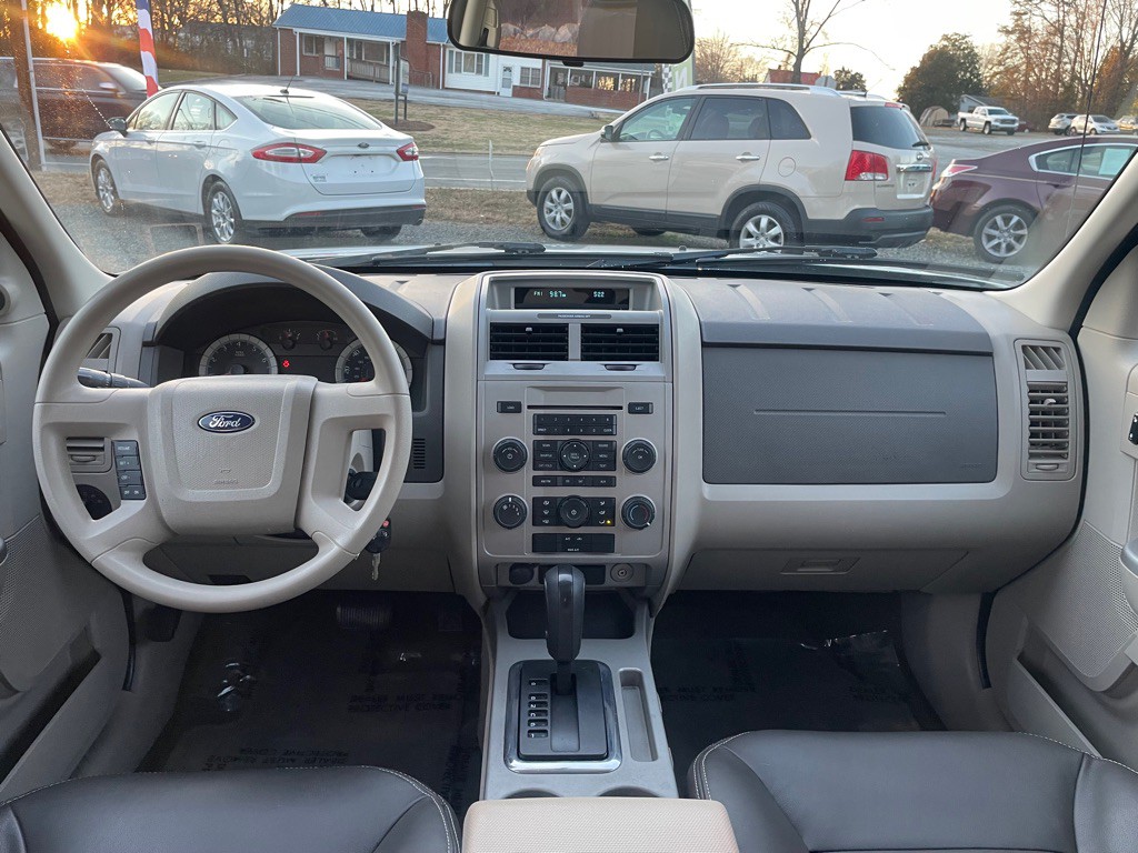 2008 Ford Escape Image 6