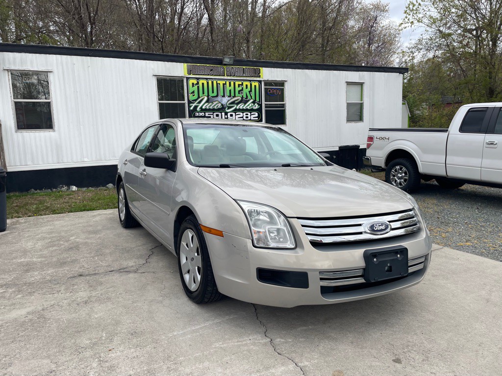 2009 Ford Fusion Image 1