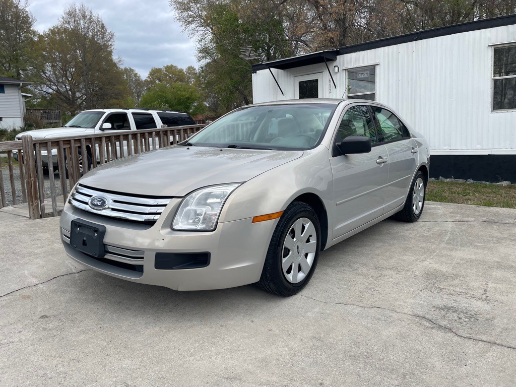 2009 Ford Fusion Image 2