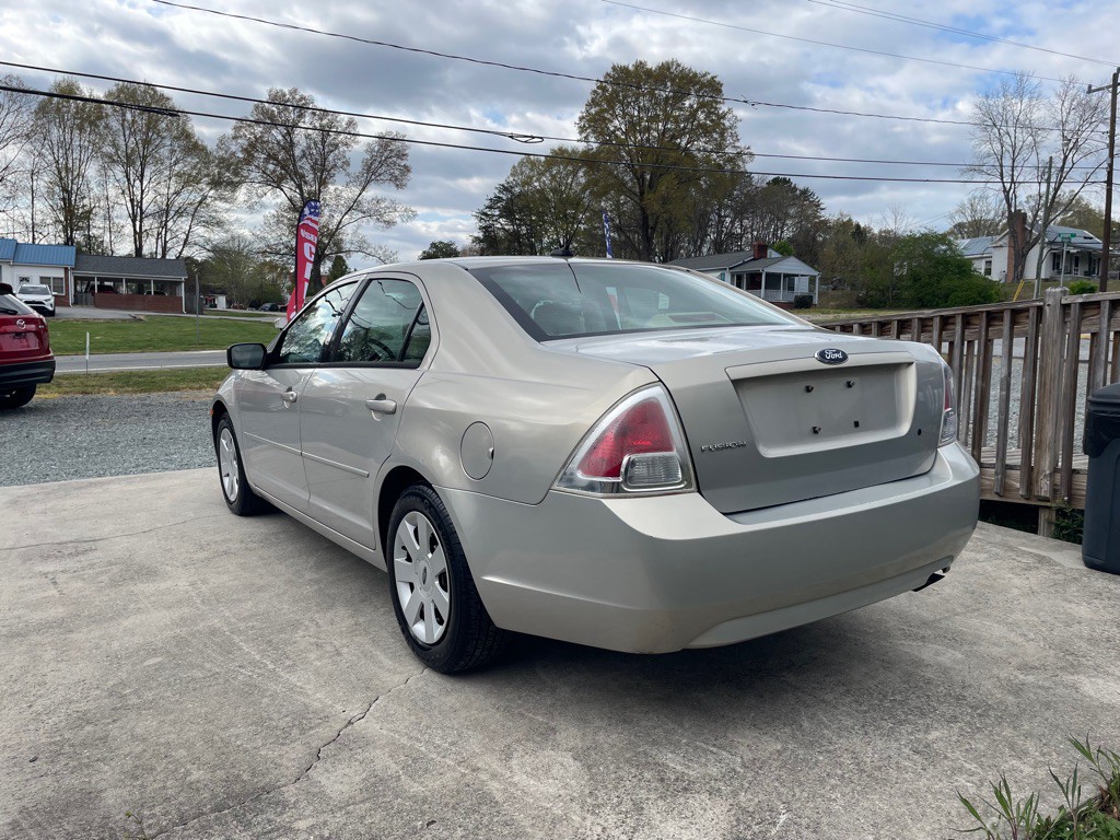 2009 Ford Fusion Image 3