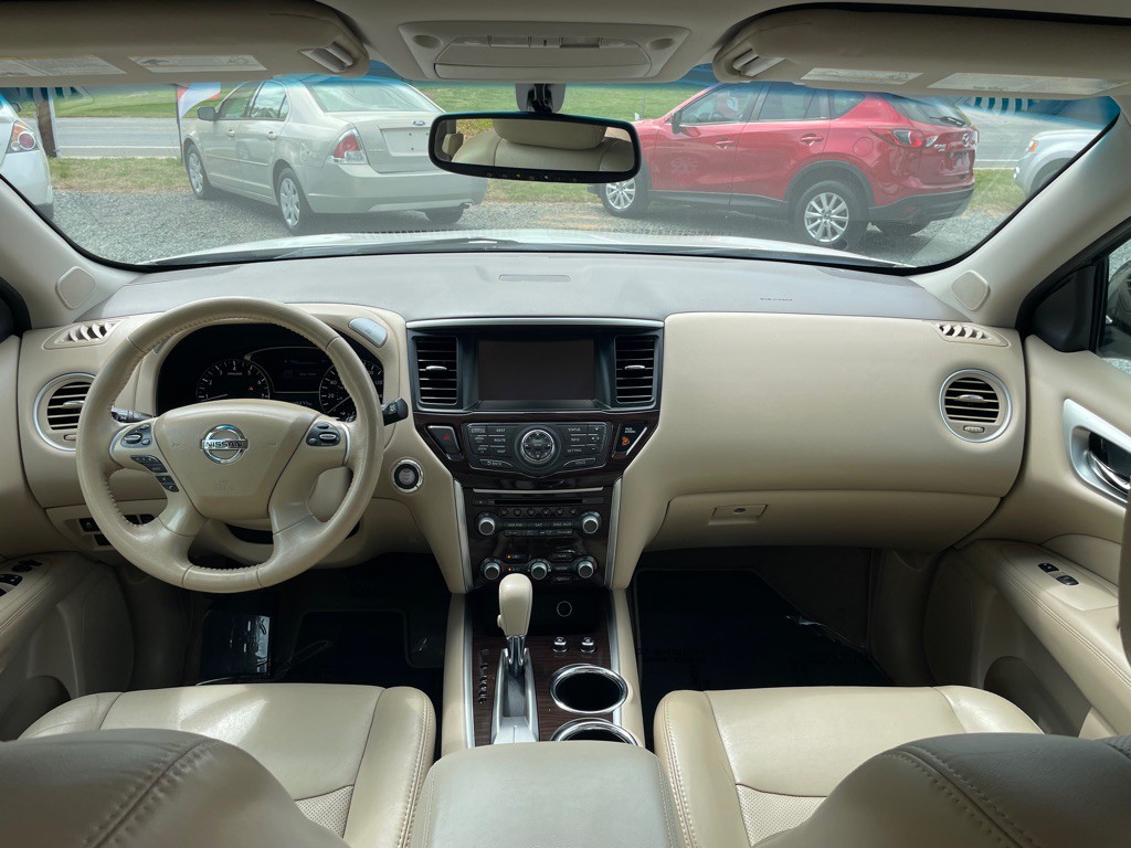 2014 Nissan Pathfinder Image 7