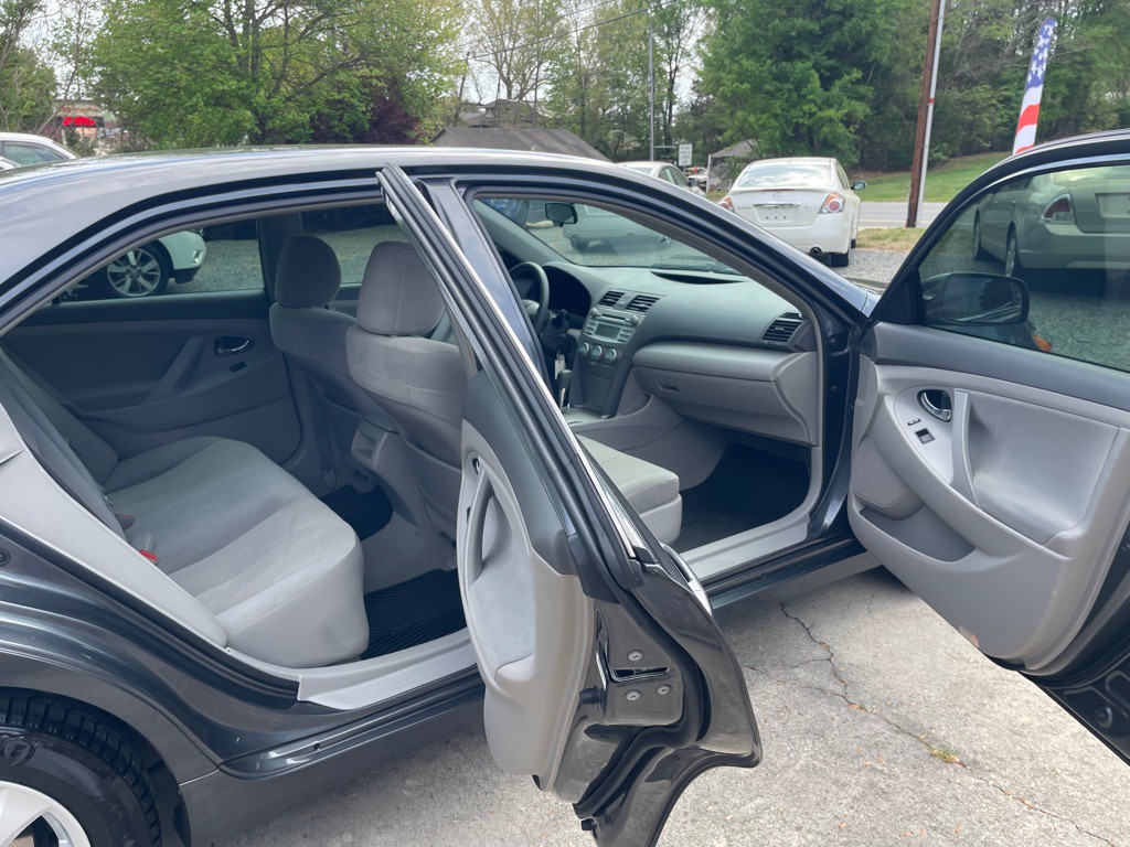 2009 Toyota Camry Image 7