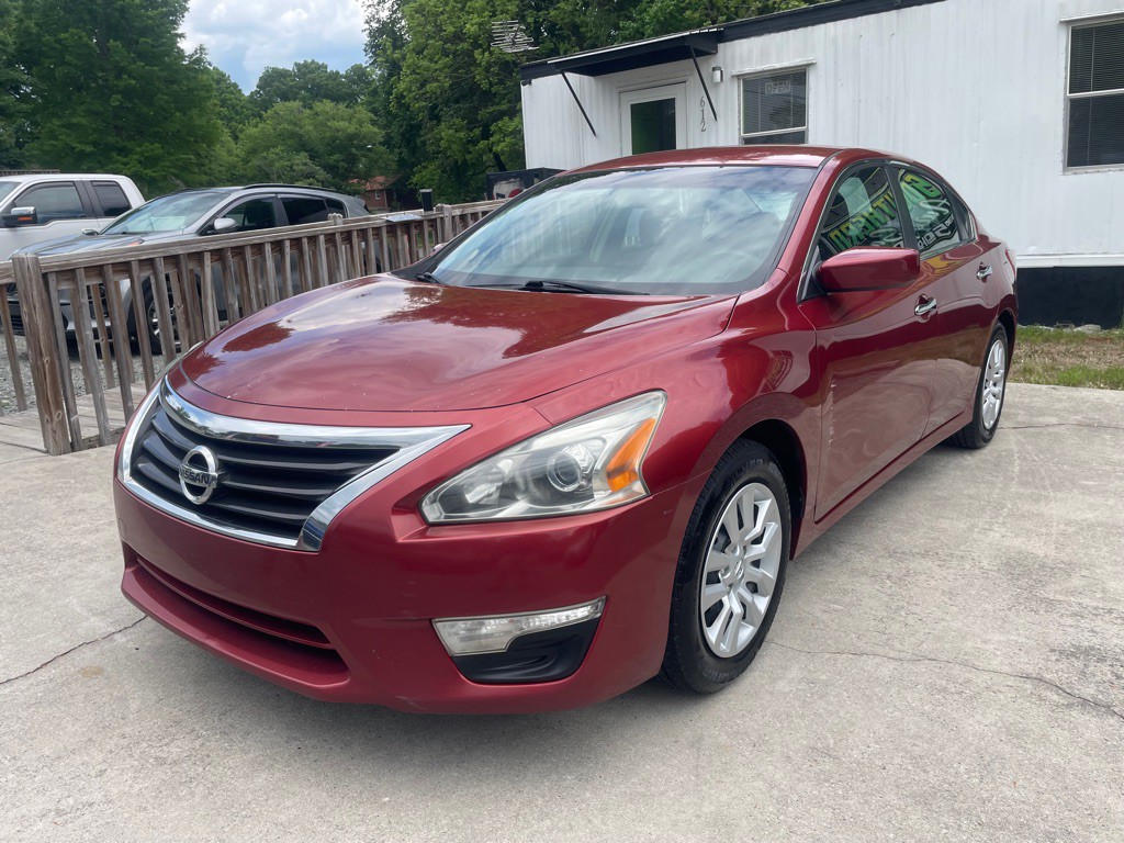 2013 Nissan Altima Image 2