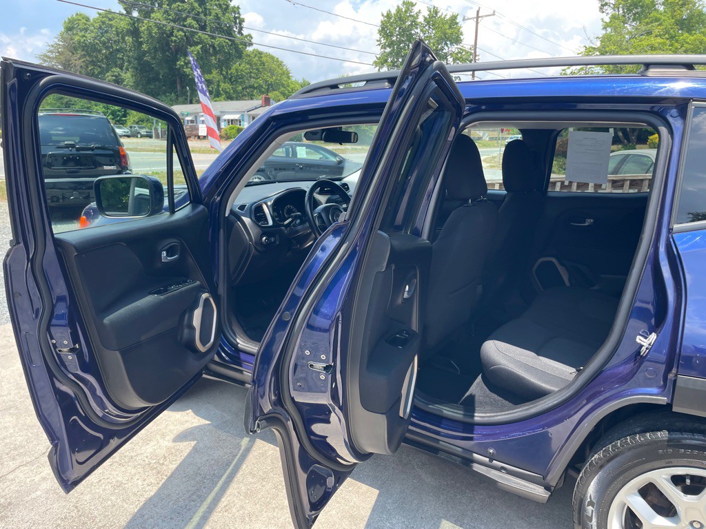 2016 Jeep Renegade Image 5