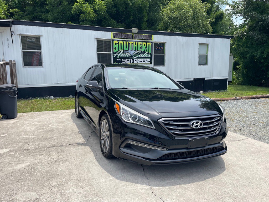 2015 Hyundai Sonata Image 1