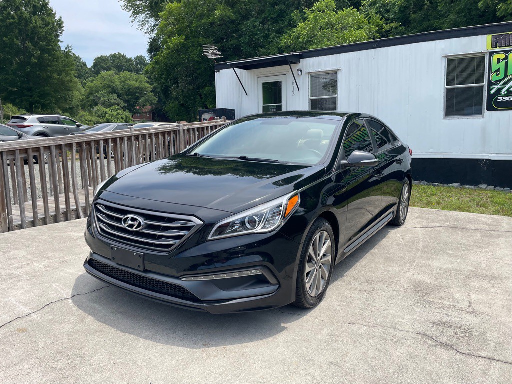 2015 Hyundai Sonata Image 2