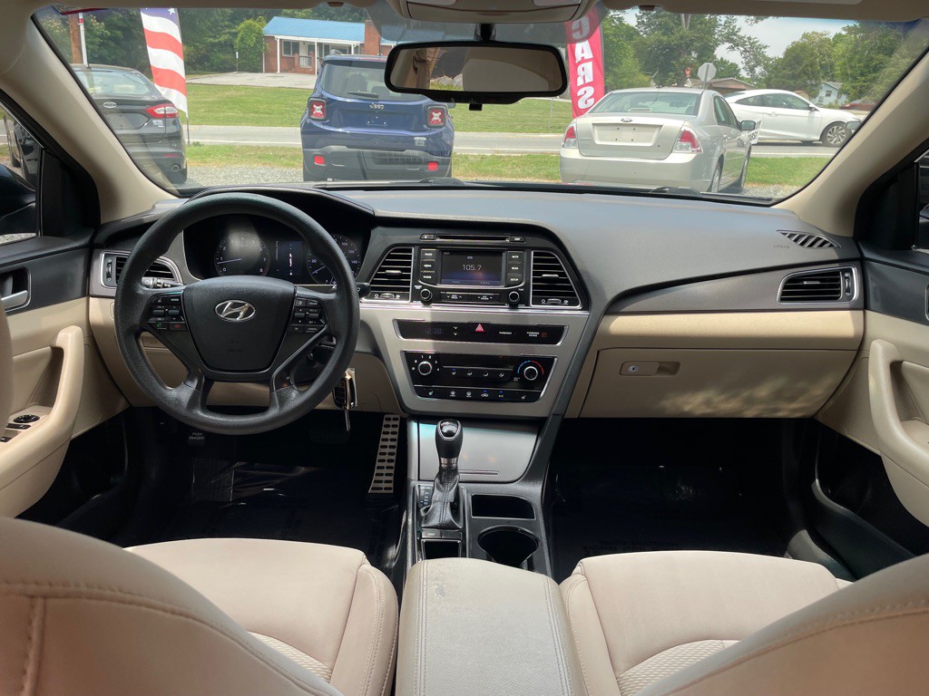 2015 Hyundai Sonata Image 6